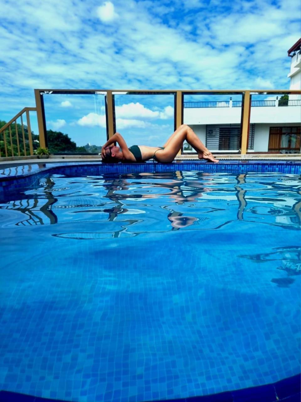 מלון קנדי Manthra Leisure מראה חיצוני תמונה