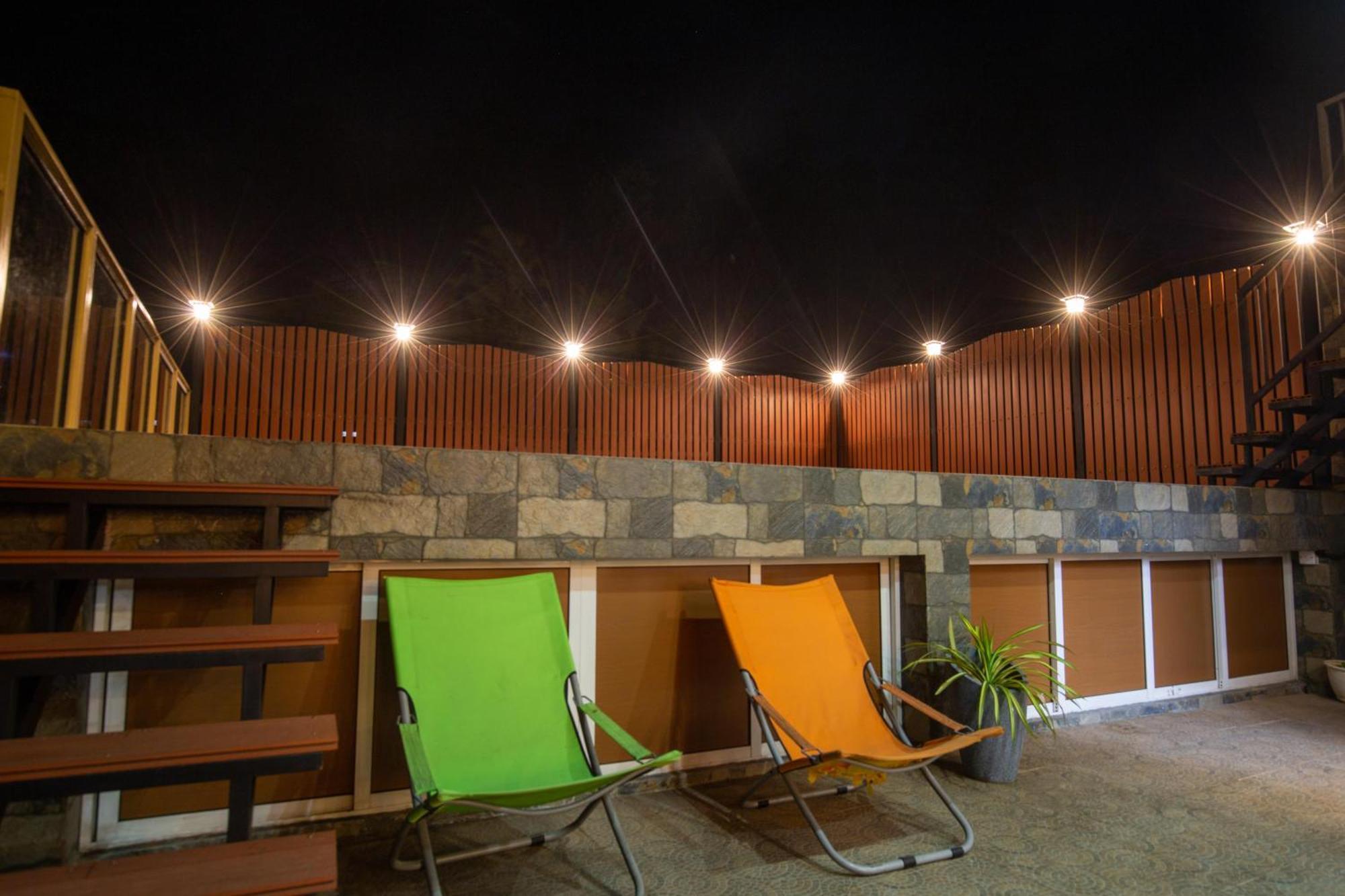מלון קנדי Manthra Leisure מראה חיצוני תמונה